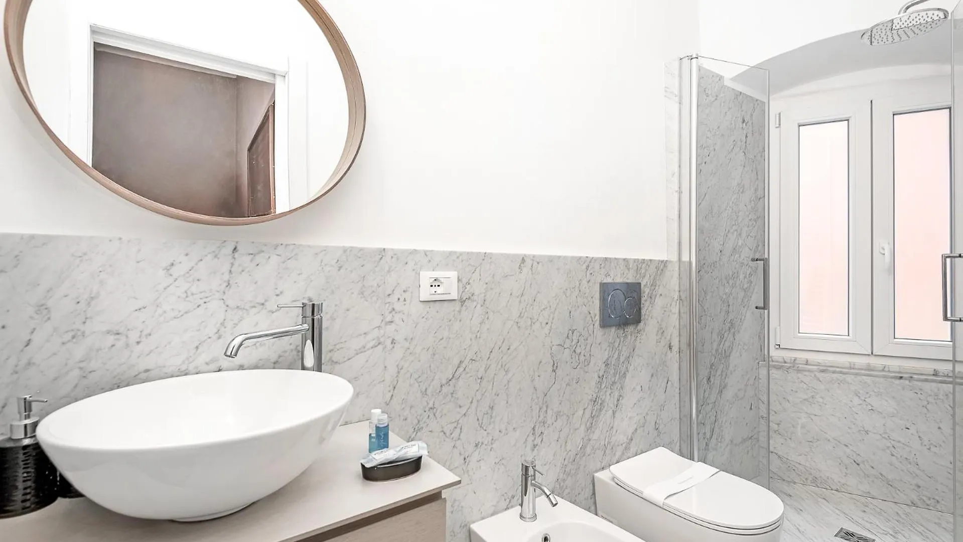 Splendido Bilocale Nuovissimo Con Finiture Di Lusso Apartment Carrara Italy