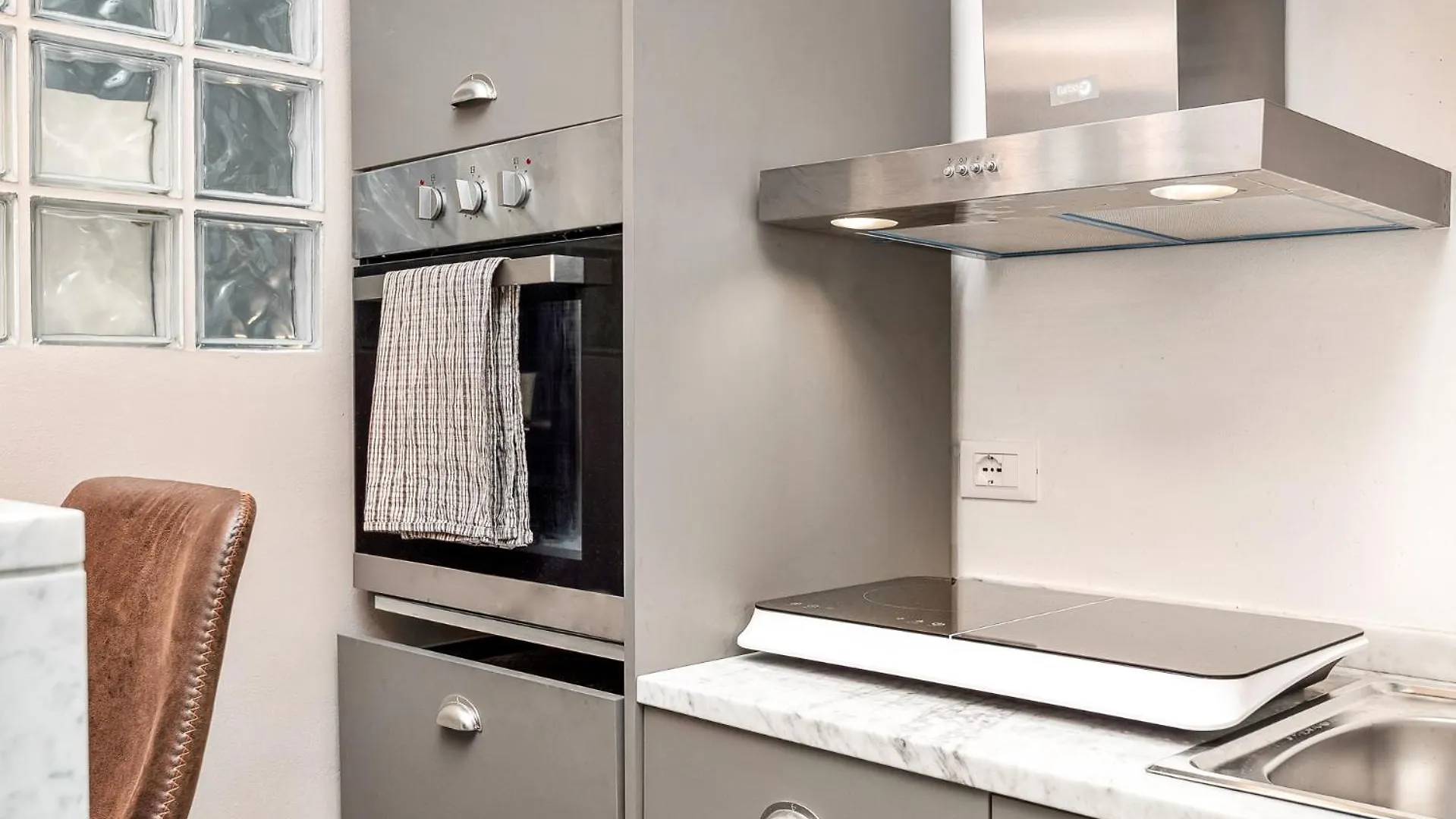 Splendido Bilocale Nuovissimo Con Finiture Di Lusso Apartment Carrara 0*,
