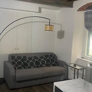 Stupendo Bilocale Nuovissimo Con Finiture Di Lusso Carrara